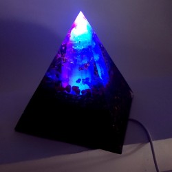 Piramida orgon luminoasa cu selenit, aqua aura cuart, 2123